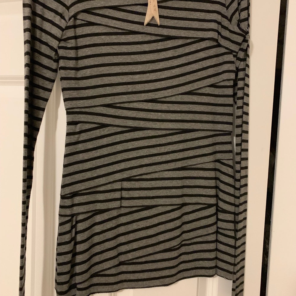 Bailey 44 top